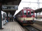 12.02.2011 - Val. Meziříčí: 842.005-1 přivezl Os 3905 z Kojetína © PhDr. Zbyněk Zlinský