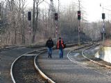 12.02.2011 - Kunčice p.O.: Martin s Radkem se vracejí z focení na trati © PhDr. Zbyněk Zlinský