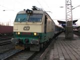 12.02.2011 - Val. Meziříčí: 150.210-3 v čele R 623 ''Vsacan'' Praha-Smíchov - Vsetín © PhDr. Zbyněk Zlinský