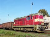 20.09.2003 - Častolovice: lokomotiva 742.353-8 v čele manipulačního vlaku © PhDr. Zbyněk Zlinský