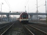 15.03.2011 - Pardubice-Rosice n.L.: 843.017-5 přiváží R 982 Pardubice hl.n. - Liberec s přivěšenou soupravou R 1213 ''Chrudimka'' do Jihlavy s 854.012-2 © PhDr. Zbyněk Zlinský