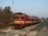 15.03.2011 - Chrudim: 854.012-2 v čele R 1213 ''Chrudimka'' Pardubice hl.n. - Jihlava © PhDr. Zbyněk Zlinský