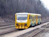 15.03.2011 - Žďárec u Sk.: souběžná jízda s 814.137-6/914.137-5 jako Os 5331/6244 (foto z Os 15383/5306) © PhDr. Zbyněk Zlinský