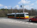 05.04.2011 - Hradec Králové: vůz ŠKODA 31 Tr SOR č. 67 linky 2 směr THD odbočuje na křižovatce Brněnské a Holické © PhDr. Zbyněk Zlinský