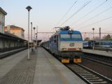 23.04.2011 - Choceň: 150.213-7 v čele R 629 ''Portáš'' Hradec Králové hl.n. - Vsetín, vzadu 810.512-4 a 814.048-5/914.048-4 pro Os 15006 do Litomyšle © PhDr. Zbyněk Zlinský