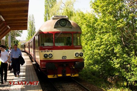 23.04.2011 - Praha-Gymnasijní: 80-29 201 TONÍK na R 1293 © Jiří Řechka