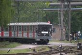 Metro přijíždí z první jízdy s cestujícími, Ostrava, 01.05.2011 © Jakub Sýkora