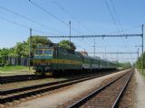 07.05.2011 - Hradec Král.-Sl. Před.: 163.256-1 v čele Os 5607 Pardubice hl.n. - Týniště nad Orlicí © PhDr. Zbyněk Zlinský