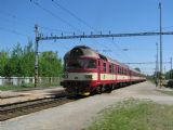 07.05.2011 - Hradec Král.-Sl. Před.: souprava 854.008-0 + 2x 054 + 954.209-3 odjíždí jako Sp 1952 Vamberk - Hradec Králové hl.n..© PhDr. Zbyněk Zlinský