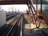 Budapešť: šestivozová souprava metra typu 81-71 opouští konečnou stanici Köbánya-Kispest a míří do centra. 12.3.2011 © Jan Přikryl