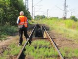 12.07.2011 - Hradec Králové hl.n.: Zbyněk si vyfotil popelovou jámu a pokračuje v krasojízdě © Karel Furiš