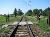 12.07.2011 - Hradec Králové, trať 031: přejezd slouží už jen chodcům a cyklistům © PhDr. Zbyněk Zlinský