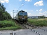 12.07.2011 - Hradec Králové, trať 020: 163.071-4 v čele R 855 Praha hl.n. - Trutnov hl.n. © PhDr. Zbyněk Zlinský