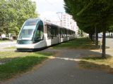 Strasbourg: Stojící tramvaj typu Alstom Citadis na odstavných kolejích stanice Hautepierre Maillon. 28.4.2011 © Jan Přikryl