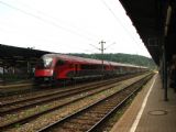 Railjet prechádza stanicou Hütteldorf, 5.7.2011, Viedeň © Marek Guspan