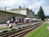 06.08.2011 - Kořenov: čekání na příjezd Os 25483 ''Zubačka 2011'' © PhDr. Zbyněk Zlinský