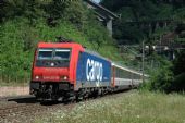 Na vlaku EC 15 z Zurichu do Milana je nasazena lokomotiva SBB E 484.020 © Pavel Stejskal