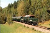 Zvláštní turistický vlak s historickou lokomotivou 1020.044 (Scharnitz.16.5.1999) © Pavel Stejskal
