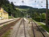 Celkový pohled na kolejiště stanice Breitenstein na Semmeringbahn. 2.7.2011 © Jan Přikryl