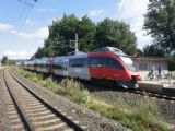 Elektrická jednotka Talent řady 4024 ÖBB opouští na vlaku S-Bahn zastávku Klagenfurt-Lend. 2.7.2011 © Jiří Mazal