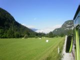 Bohinjska proga: horské údolí nedaleko zastávky Nomenj	3.7.2011	© Jiří Mazal