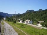 Bohinjska proga: Bývalá stanice Bohinjska Bela s vesnickou zástavbou 	3.7.2011	© Jan Přikryl