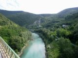 Bohinjska proga: pohled z mostu u Solkanu/Solcana na hluboké údolí řeky Soči	3.7.2011	© Jiří Mazal