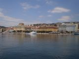 Rijeka: pobřežní panorama z mola osobního přístavu	4.7.2011	© Jan Přikryl