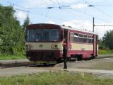 06.09.2011- Hradec Král.-Sl. Před.: výpravčí SŽDC vypravuje 810.448-1 ČD jako Os 5642 Týniště n.Orlicí - Hradec Králové hl.n. © PhDr. Zbyněk Zlinský