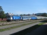 11.09.2011 - Trutnov hl.n.: 750.705-6 přiváží R 853 ''Rozkoš'' Praha hl.n. - Trutnov hl.n. © PhDr. Zbyněk Zlinský