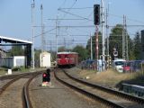 17.09.2011 - Suchdol nad Odrou: M 131.1443 + Blm 25-09 317-0 přijíždí jako Os 23367 z Fulneku © PhDr. Zbyněk Zlinský