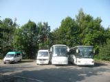 Na autobusovém nádraží v Zakopaném čeká náš odvoz na Dunajec (vlevo) © Tomáš Kraus, 23.8.2011