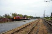 T444.0060 a Eg6 v ŽST Bratislava Vajnory. 26. 10. 2011 © Roman Delikát