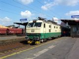 25.09.2004 - Ostrava hl.n.: ''banán'' 151.014-8 v čele Ex 140 ''Detvan'' Zvolen - Praha hl.n. © PhDr. Zbyněk Zlinský