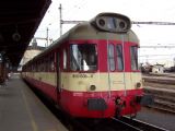 25.09.2004 - Brno hl.n.: ''krokodýl'' 850.008-4 v čele Os 4816 do Jihlavy © PhDr. Zbyněk Zlinský