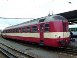 25.09.2004 - Brno hl.n.: přípojný vůz 050.001-7 v soupravě Os 4123/4149 do Veselí nad Moravou © PhDr. Zbyněk Zlinský