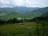 12.6.2011	Národní park Sutjeska jsou nejen ostré štíty, ale i svahy porostlé zelení	©	Rastislav Štangl