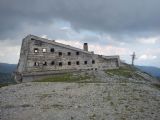 16.6.2011	Ruina válkou zničeného hotelu na vrcholu Bjelašnica	©	Rastislav Štangl