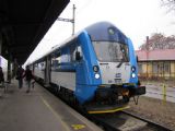 25.11.2011 - Brno hl.n.: řídicí vůz 80-30 002-7 v čele vratné soupravy po jejím návratu z prezentační jízdy © Karel Furiš