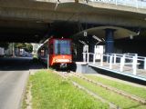 Köln: klasická rychlodrážní tramvaj typu B stojí na spodní zastávce Amsterdamer Strasse/Gürtel, určené pro meziměstskou linku 16 do Bonnu	. 20.8.2011	 © Jan Přikryl