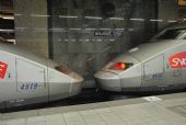 Brusel: detail spřažení dvou jednotek TGV Réseau- přední jede do Montpellier, zadní do Bordeaux	. 22.8.2011	 © Lukáš Uhlíř