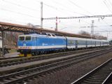 16.12.2011 - Lysá n.L.: souprava 80-30 002-7 + 22-44 100-4 + 22-44 130-1 + 163.079-7 jako Os 6413 z Ústí n.L. © PhDr. Zbyněk Zlinský