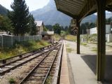 Pohled od nástupiště francouzské pohraniční stanice Vallorcine směrem k Chamonix	. 23.8.2011	 © Jan Přikryl