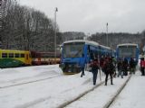 21.01.2012 - Tanvald: 840.013-7 + 840.011-1 jako Os 16211, vlevo 814.161-6/914.161-5 a 810.263-4, vpravo 840.001-2 od Os 26268 © PhDr. Zbyněk Zlinský