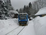 21.01.2012 - Harrachov: 840.008-7 + 840.011-1 + nečinný 840.013-7 jako Os 16228 do Liberce čeká na souhlas k odjezdu © PhDr. Zbyněk Zlinský