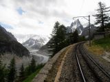 21.6.2011 - Trať Chamonix - Montenvers, v pozadí ľadovec Mer de Glace © Peter Žídek