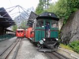 22.6.2011 - Služobný vlak ťahaný motorovým rušňom ev. č. 32 čaká na svoj odchod zo stanice Chamonix © Peter Žídek