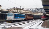 07.02.2012 - Bratislava hl. st.: 242.278+240.119 a 240.073 © Jiří Řechka