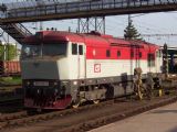 29.04.2003 - Hradec Králové hl.n.: 749.243-2 odstupuje z Ex 550 ''Krakonoš'' Trutnov - Praha © PhDr. Zbyněk Zlinský