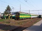 08.05.2003 - Hradec Králové hl.n.: 163.066-4 po příjezdu R 870 ''Svitava'' z Brna © PhDr. Zbyněk Zlinský